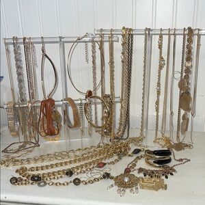 Lot Vintage Gold tone jewelry Monet Park lane Avon necklace brooch bracelet